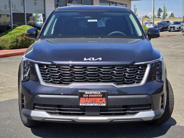 new 2025 Kia Sorento car, priced at $33,830