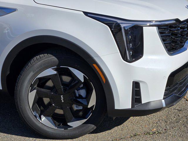 new 2025 Kia Sorento Hybrid car, priced at $42,085