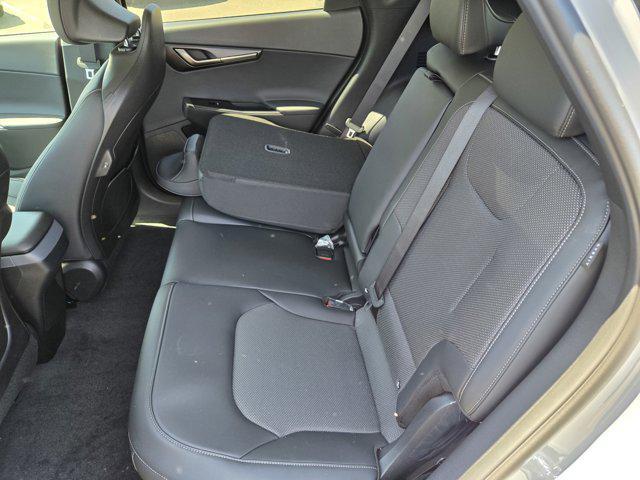 new 2025 Kia EV6 car, priced at $50,040