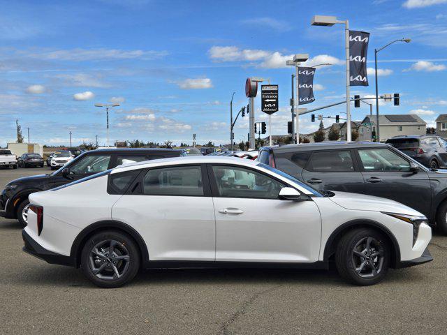 new 2025 Kia K4 car, priced at $24,580