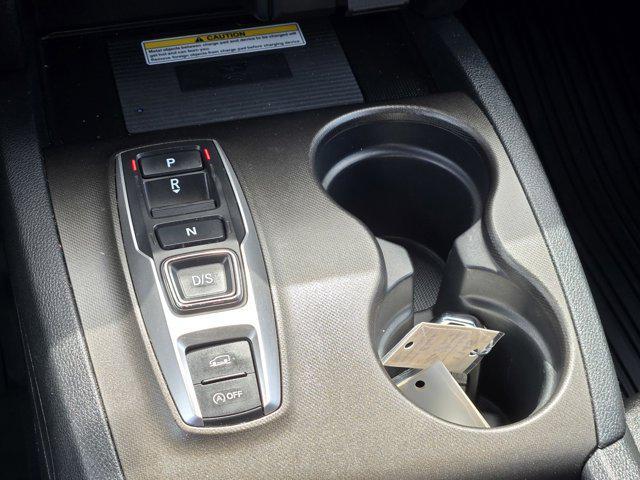 used 2022 Honda Pilot car, priced at $37,598