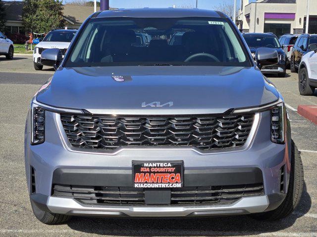 new 2025 Kia Sorento car, priced at $33,830