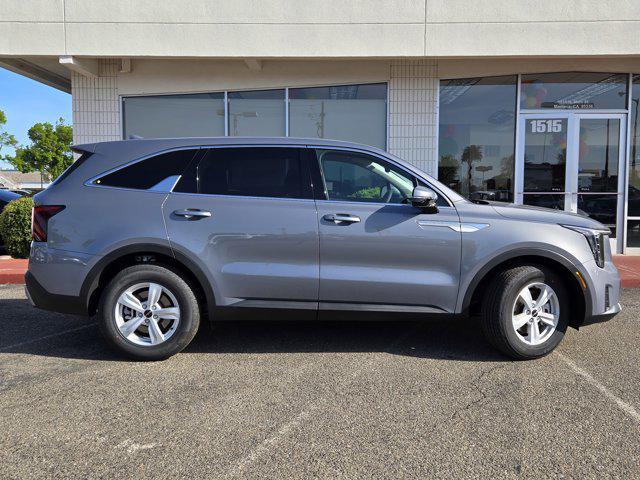 new 2025 Kia Sorento car, priced at $33,830