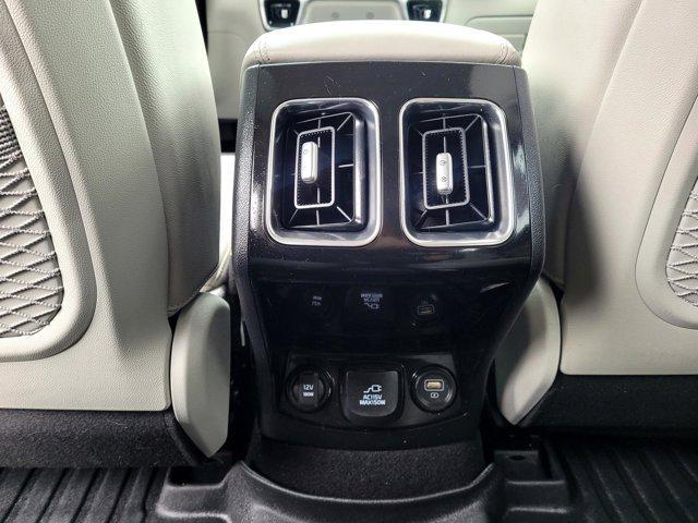 used 2023 Kia Sorento Hybrid car, priced at $33,996