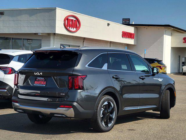 new 2025 Kia Sorento Hybrid car, priced at $49,015