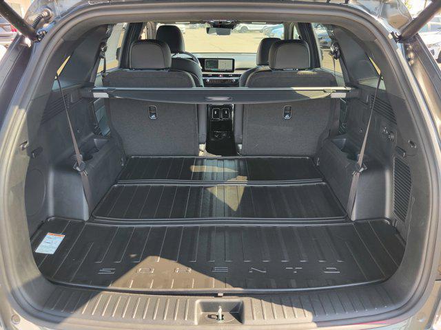 new 2025 Kia Sorento Hybrid car, priced at $49,015