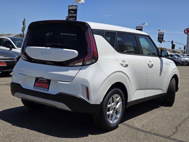 new 2025 Kia Soul car, priced at $22,960
