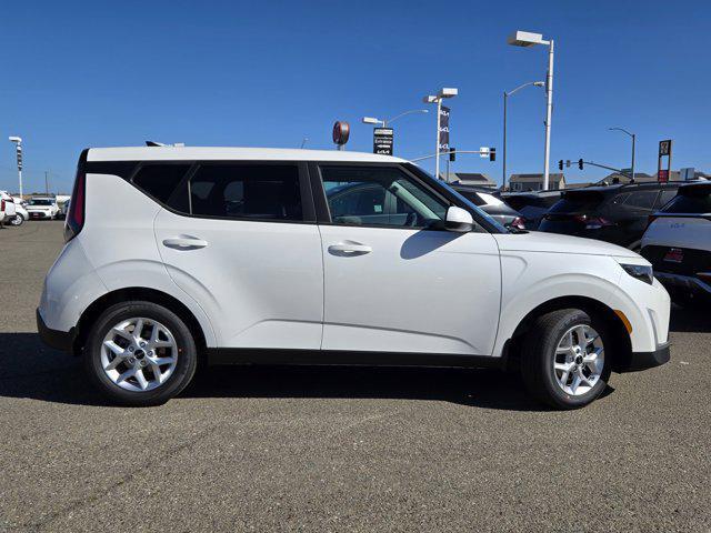 new 2025 Kia Soul car, priced at $22,740