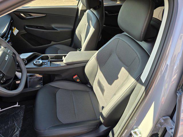 new 2025 Kia EV6 car, priced at $48,040