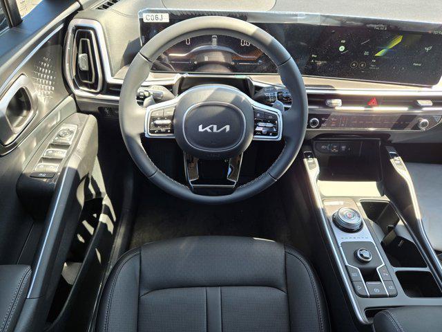 new 2025 Kia Sorento Hybrid car, priced at $41,820