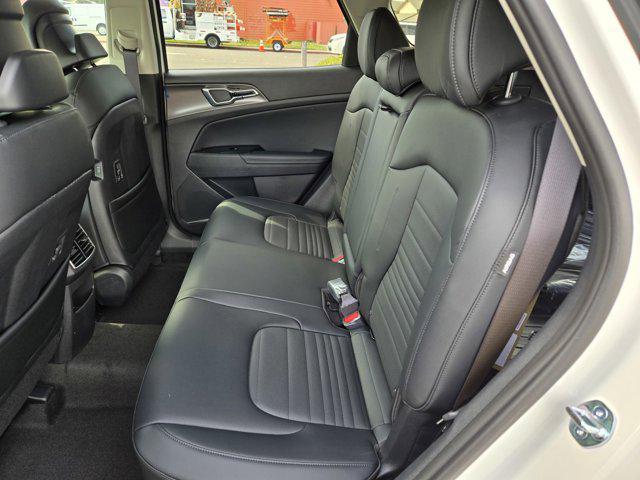 new 2025 Kia Sportage Hybrid car, priced at $39,905