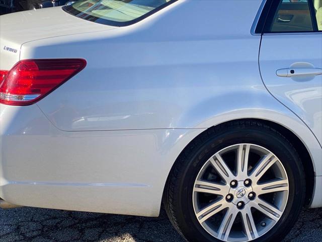 used 2007 Toyota Avalon car, priced at $11,999