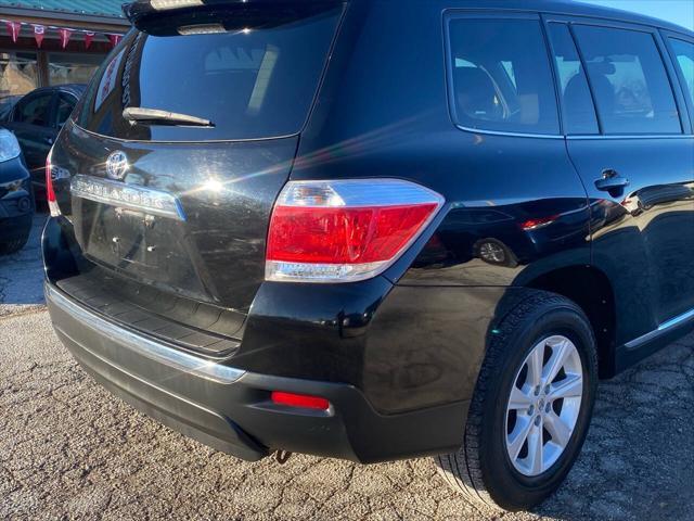 used 2012 Toyota Highlander car, priced at $13,999