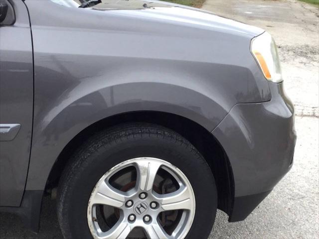 used 2015 Honda Pilot car, priced at $15,999