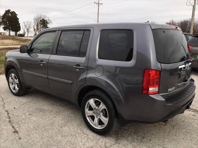 used 2015 Honda Pilot car, priced at $15,999