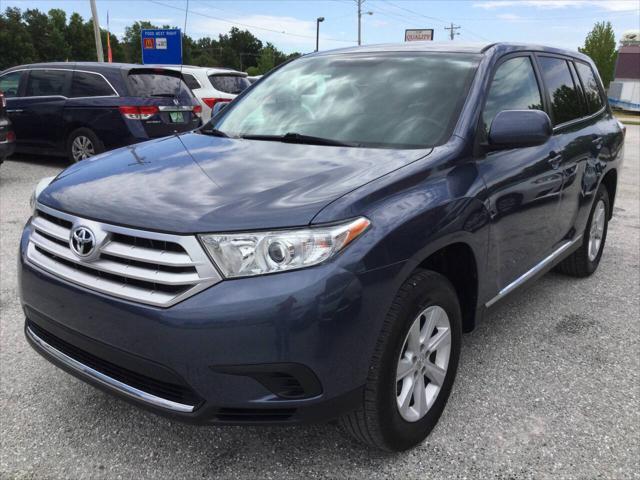 used 2012 Toyota Highlander car, priced at $14,999