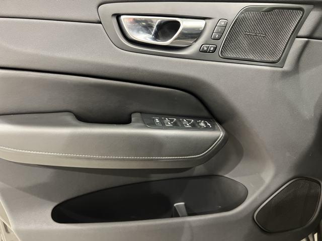 used 2022 Volvo XC60 car, priced at $34,054