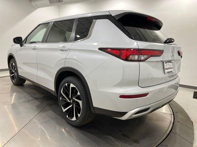 new 2024 Mitsubishi Outlander car, priced at $36,110