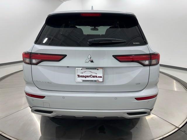 new 2024 Mitsubishi Outlander car, priced at $33,070