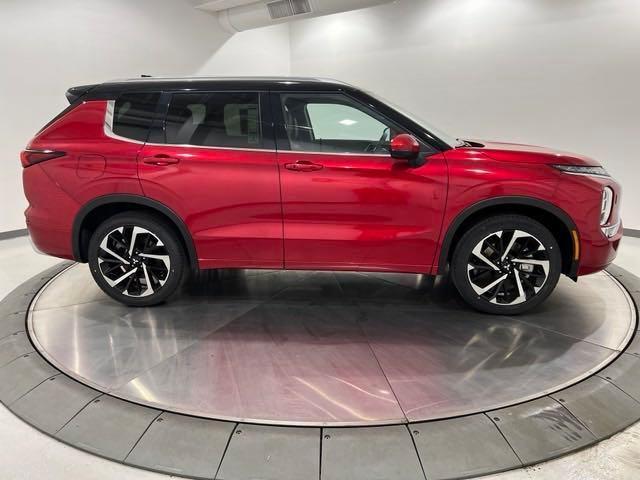 new 2024 Mitsubishi Outlander car, priced at $36,720