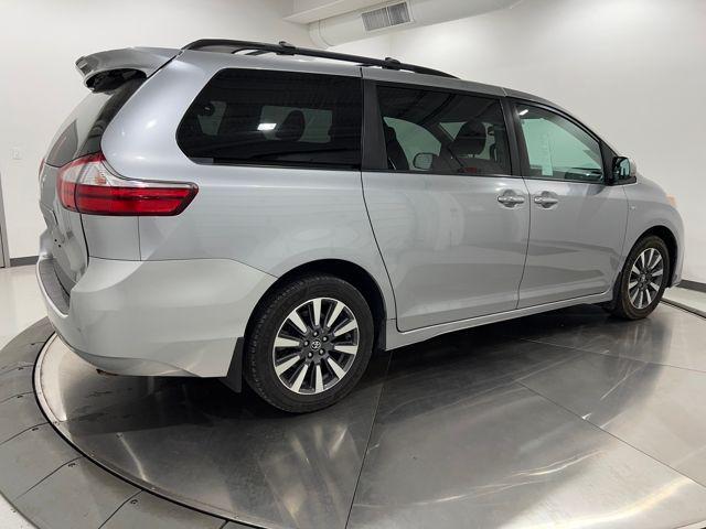 used 2018 Toyota Sienna car, priced at $25,128