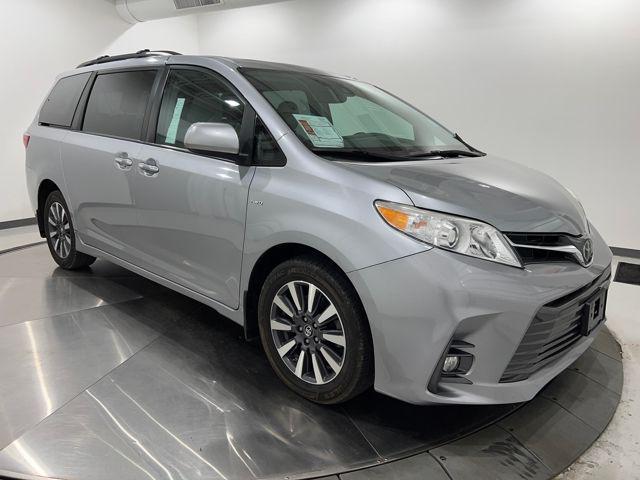 used 2018 Toyota Sienna car, priced at $25,128