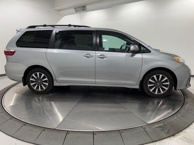 used 2018 Toyota Sienna car, priced at $25,128