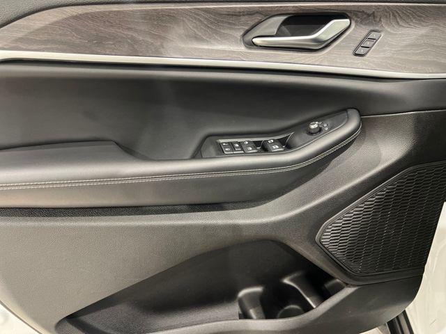 used 2023 Jeep Grand Cherokee L car, priced at $27,988