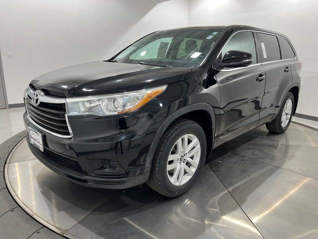 used 2016 Toyota Highlander car, priced at $21,284