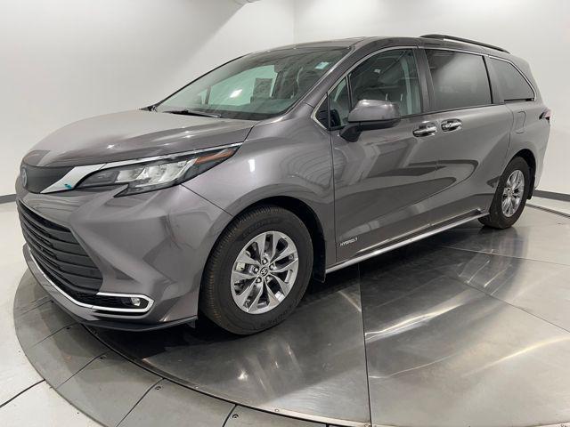 used 2021 Toyota Sienna car, priced at $34,834