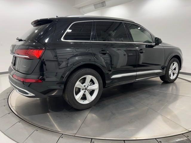 used 2022 Audi Q7 car, priced at $31,942