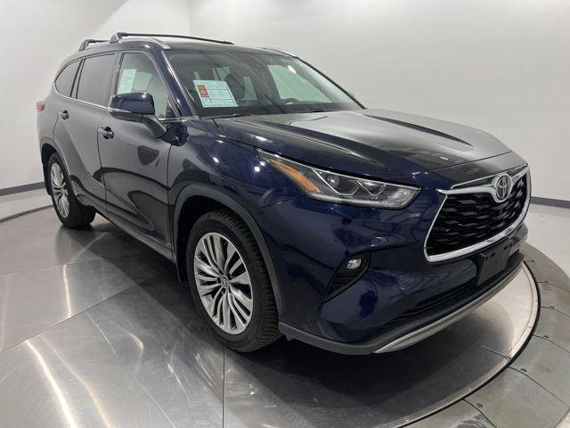 used 2022 Toyota Highlander car, priced at $28,836
