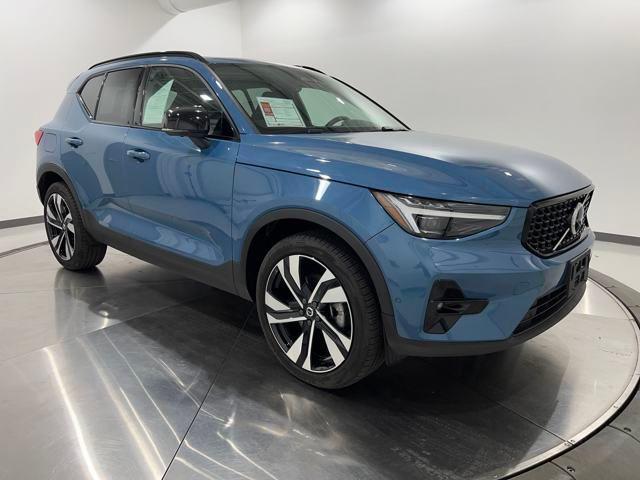 used 2024 Volvo XC40 car, priced at $37,916