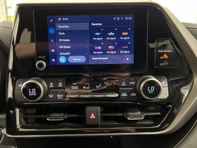 used 2023 Toyota Highlander car, priced at $41,990