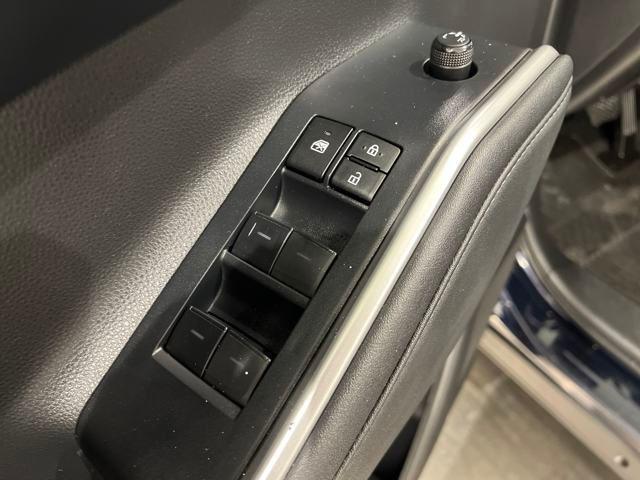 used 2023 Toyota Highlander car, priced at $41,990