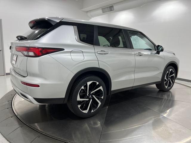 used 2024 Mitsubishi Outlander car, priced at $24,769