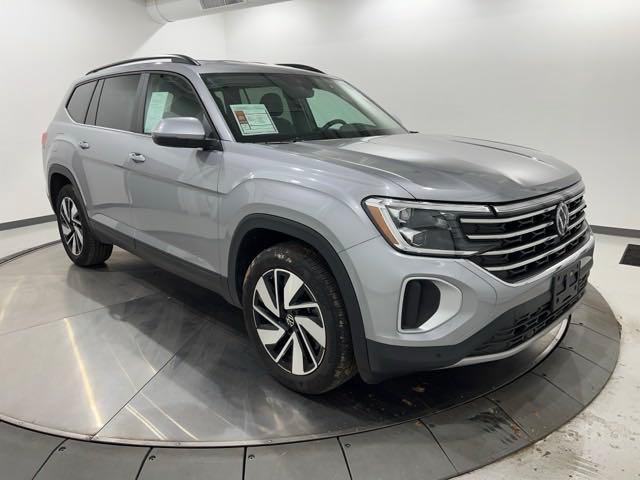 used 2024 Volkswagen Atlas car, priced at $38,300