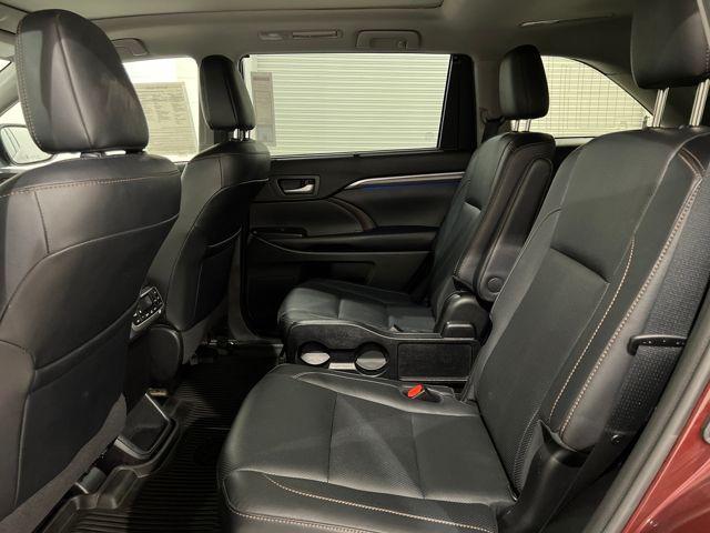 used 2019 Toyota Highlander Hybrid car, priced at $19,867