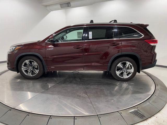 used 2019 Toyota Highlander Hybrid car, priced at $19,867