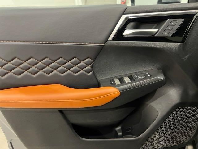 new 2024 Mitsubishi Outlander PHEV car, priced at $46,605