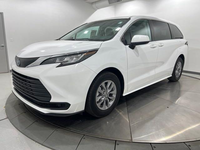 used 2022 Toyota Sienna car, priced at $36,987