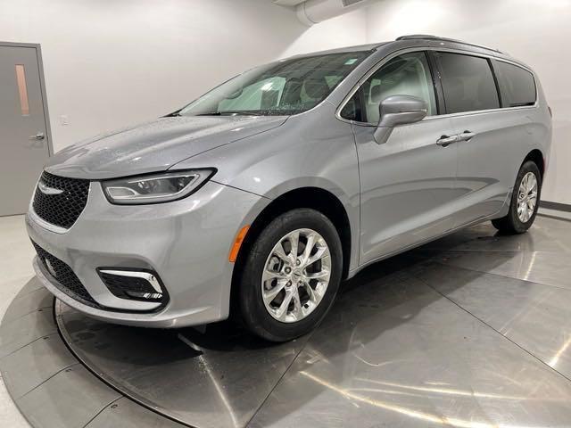 used 2021 Chrysler Pacifica car, priced at $32,649