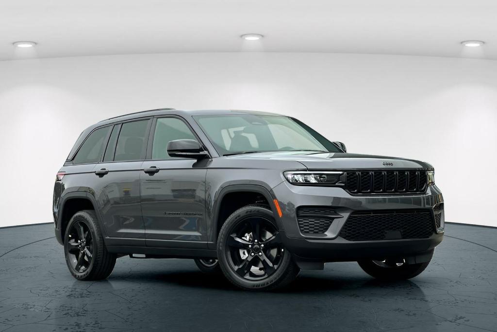 new 2024 Jeep Grand Cherokee car, priced at $42,789