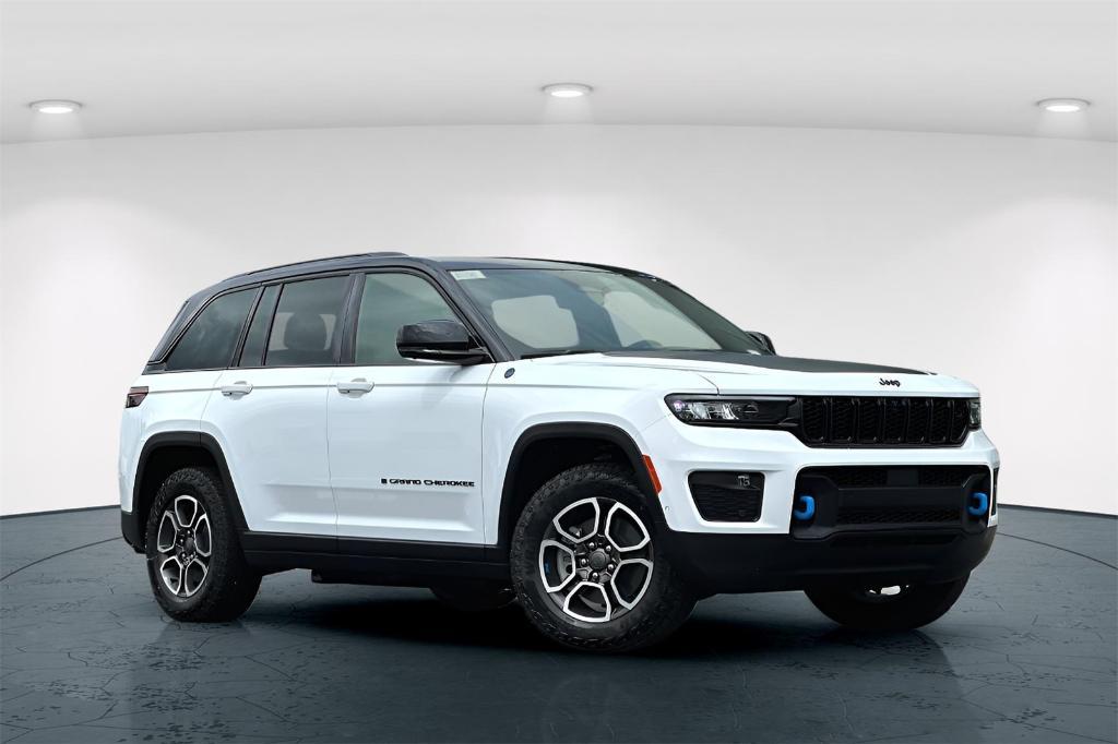 new 2023 Jeep Grand Cherokee 4xe car, priced at $61,112