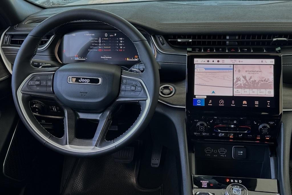 new 2024 Jeep Grand Cherokee car, priced at $46,310