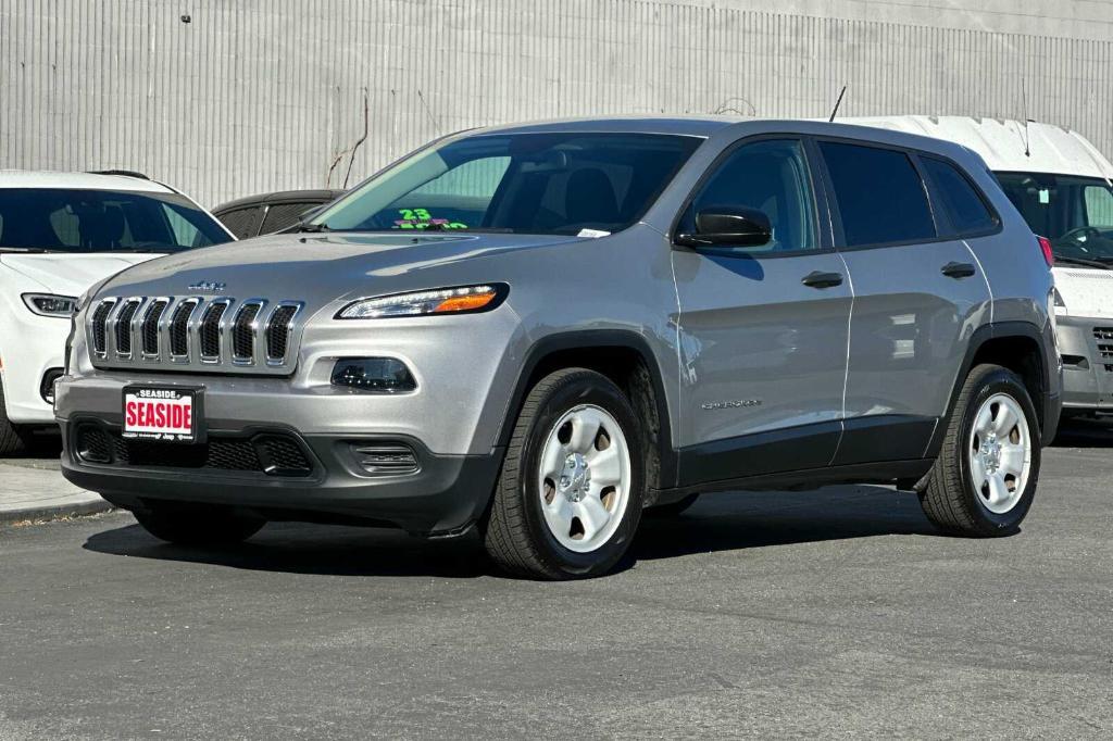 used 2016 Jeep Cherokee car, priced at $12,725