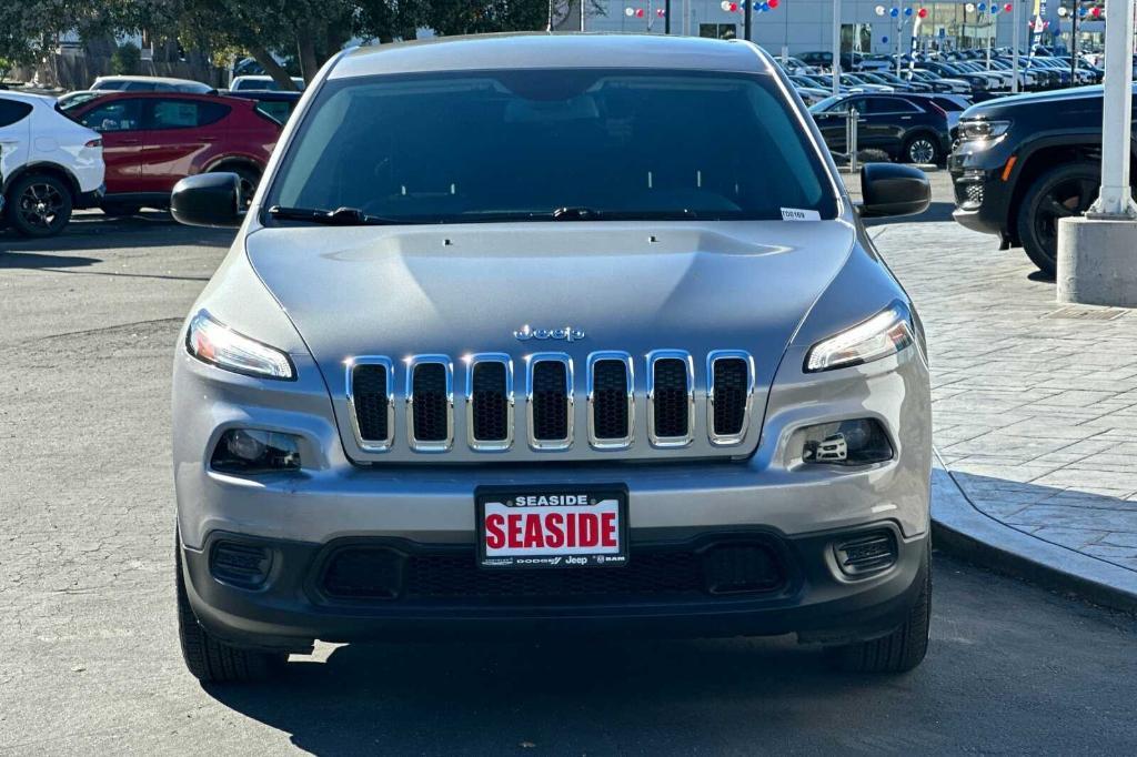 used 2016 Jeep Cherokee car, priced at $12,725