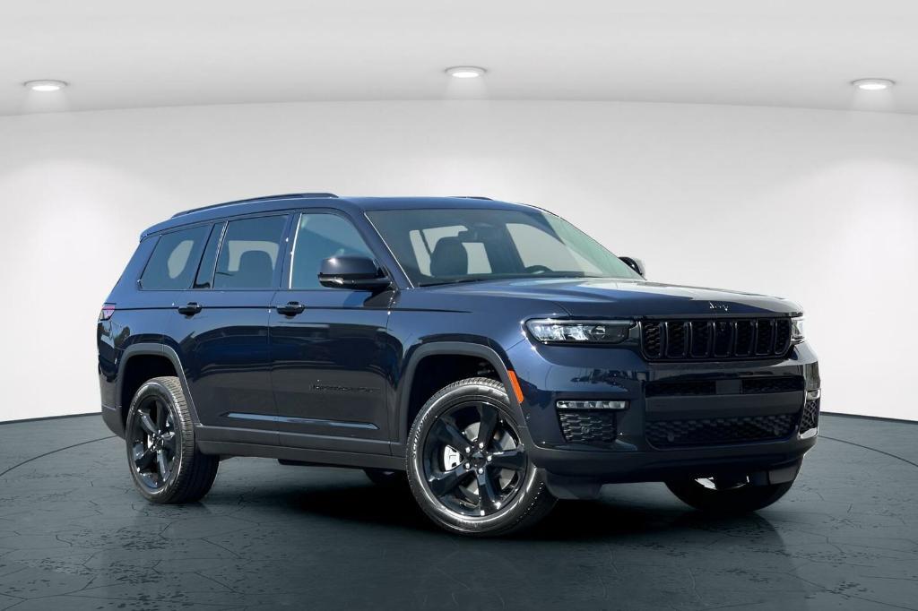 new 2024 Jeep Grand Cherokee L car, priced at $50,985