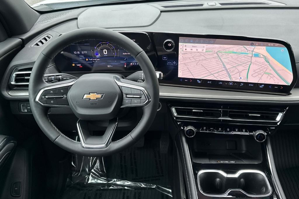 new 2025 Chevrolet Traverse car, priced at $43,445