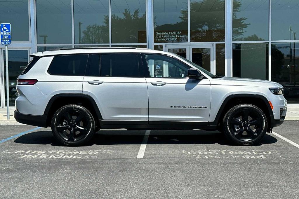 new 2024 Jeep Grand Cherokee L car, priced at $53,396